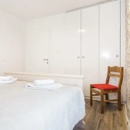 Stone Varos * 스플리트